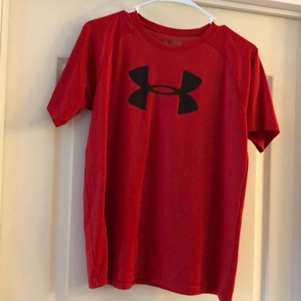 YXL large logo T-shirt